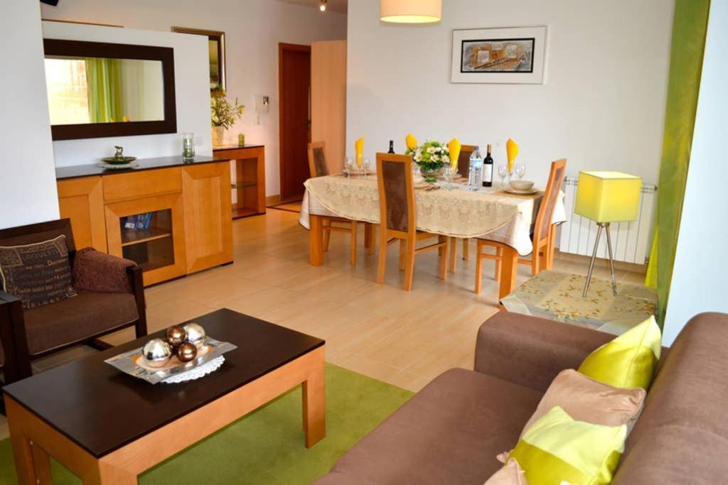 סאו מרטיניו דו פורטו Parasol Appartment מראה חיצוני תמונה