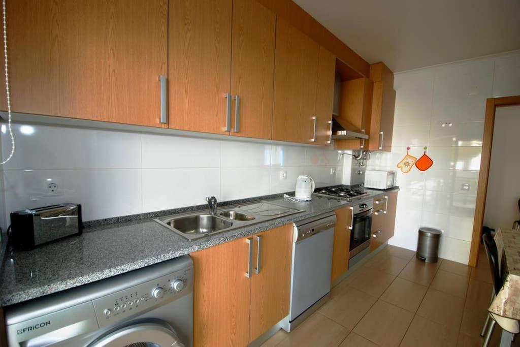 סאו מרטיניו דו פורטו Parasol Appartment מראה חיצוני תמונה